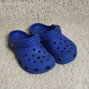 Crocs Classic Clog in Blue